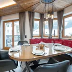 Arianne In - Out * Saalbach-Hinterglemm