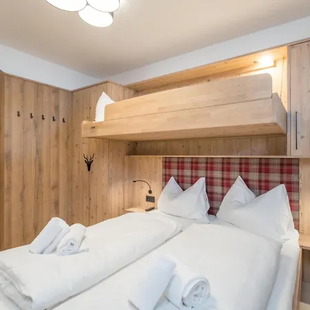Apartment Arianne In - Out Saalbach-Hinterglemm